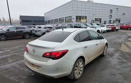 Opel Astra J, 2013 год, 959 000 рублей, 4 фотография