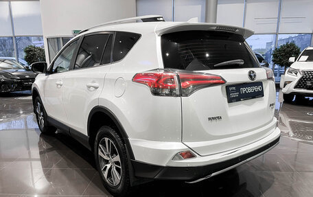 Toyota RAV4, 2018 год, 2 873 000 рублей, 11 фотография