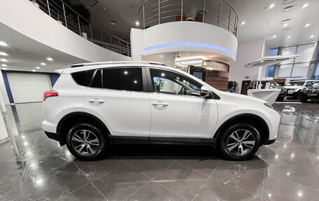 Toyota RAV4, 2018 год, 2 873 000 рублей, 8 фотография