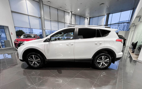 Toyota RAV4, 2018 год, 2 873 000 рублей, 12 фотография