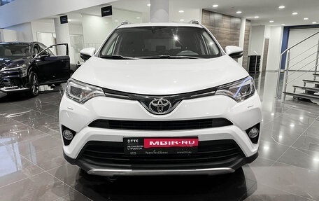 Toyota RAV4, 2018 год, 2 873 000 рублей, 6 фотография