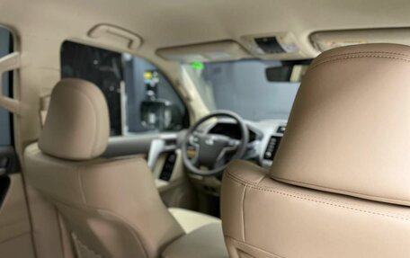 Toyota Land Cruiser Prado 150 рестайлинг 2, 2022 год, 12 390 000 рублей, 22 фотография