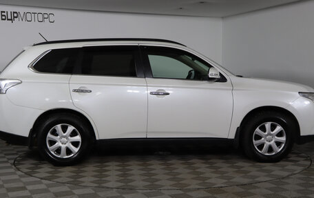 Mitsubishi Outlander III рестайлинг 3, 2013 год, 1 599 990 рублей, 4 фотография