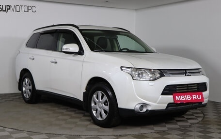 Mitsubishi Outlander III рестайлинг 3, 2013 год, 1 599 990 рублей, 3 фотография