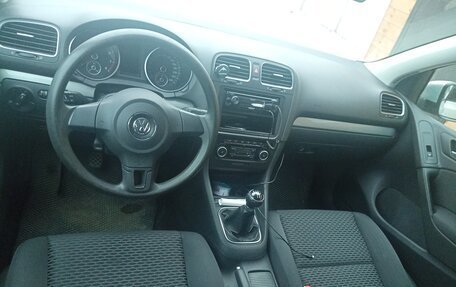 Volkswagen Golf VI, 2011 год, 800 000 рублей, 6 фотография