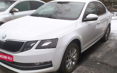 Skoda Octavia, 2018 год, 1 400 000 рублей, 2 фотография