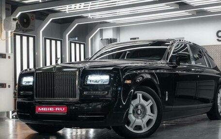 Rolls-Royce Phantom VII рестайлинг, 2015 год, 19 000 000 рублей, 1 фотография