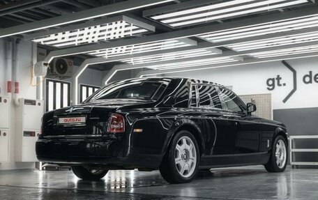 Rolls-Royce Phantom VII рестайлинг, 2015 год, 19 000 000 рублей, 6 фотография