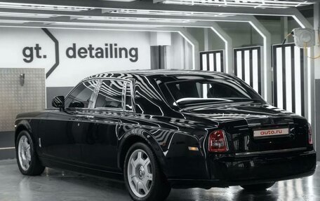 Rolls-Royce Phantom VII рестайлинг, 2015 год, 19 000 000 рублей, 5 фотография