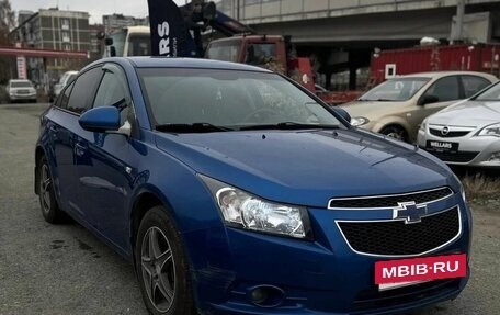 Chevrolet Cruze II, 2011 год, 730 000 рублей, 3 фотография