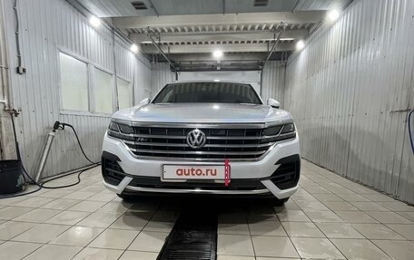 Volkswagen Touareg III, 2019 год, 5 800 000 рублей, 7 фотография