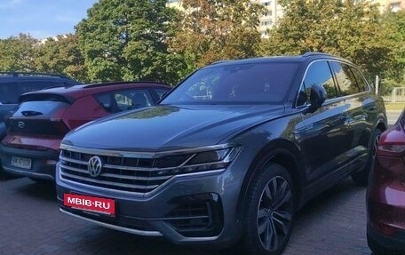 Volkswagen Touareg III, 2019 год, 5 800 000 рублей, 30 фотография