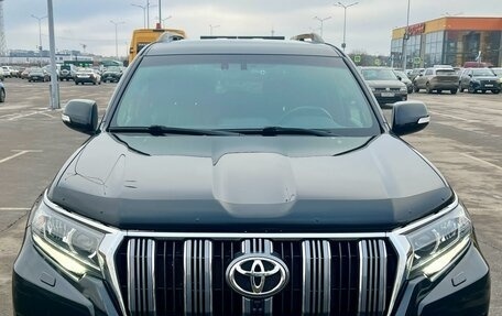 Toyota Land Cruiser Prado 150 рестайлинг 2, 2018 год, 6 500 000 рублей, 2 фотография