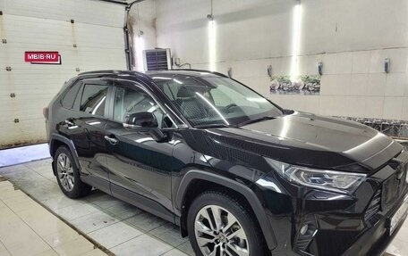 Toyota RAV4, 2020 год, 4 000 000 рублей, 6 фотография