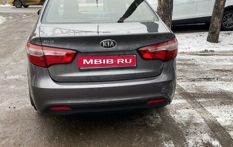 KIA Rio III рестайлинг, 2013 год, 1 060 000 рублей, 10 фотография