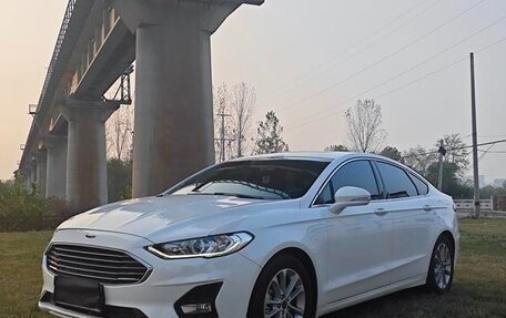 Ford Mondeo V, 2021 год, 1 950 000 рублей, 1 фотография