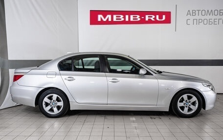 BMW 5 серия, 2007 год, 1 040 000 рублей, 5 фотография