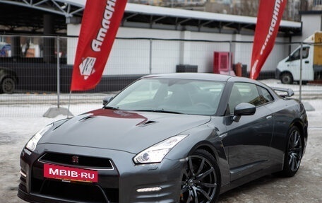 Nissan GT-R, 2015 год, 10 300 000 рублей, 4 фотография