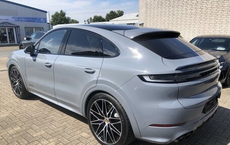 Porsche Cayenne III, 2024 год, 27 378 952 рублей, 4 фотография