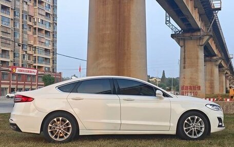 Ford Mondeo V, 2021 год, 1 950 000 рублей, 3 фотография