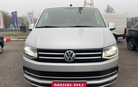 Volkswagen Caravelle T6 рестайлинг, 2018 год, 3 945 000 рублей, 2 фотография