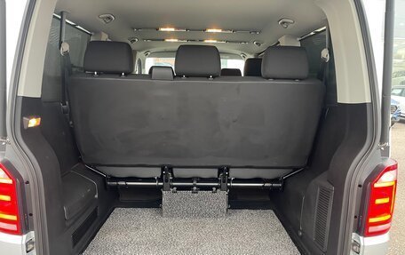 Volkswagen Caravelle T6 рестайлинг, 2018 год, 3 945 000 рублей, 21 фотография