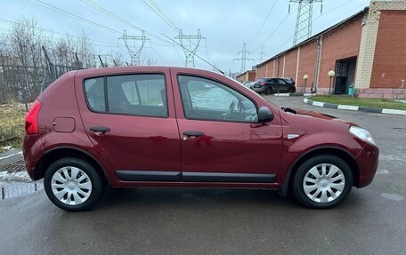 Renault Sandero I, 2012 год, 700 000 рублей, 6 фотография