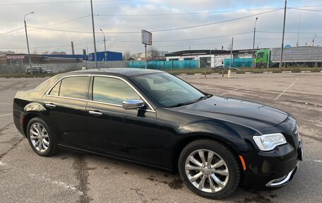 Chrysler 300C II, 2016 год, 2 550 000 рублей, 7 фотография