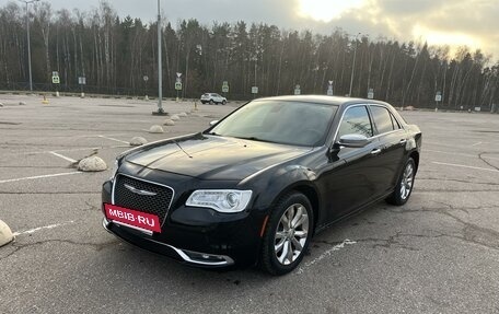 Chrysler 300C II, 2016 год, 2 550 000 рублей, 9 фотография