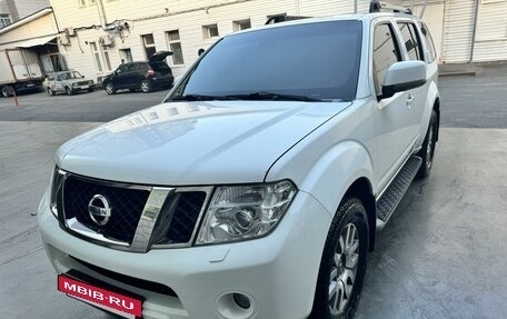 Nissan Pathfinder, 2012 год, 1 900 000 рублей, 5 фотография