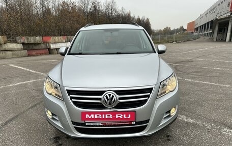 Volkswagen Tiguan I, 2010 год, 950 000 рублей, 3 фотография