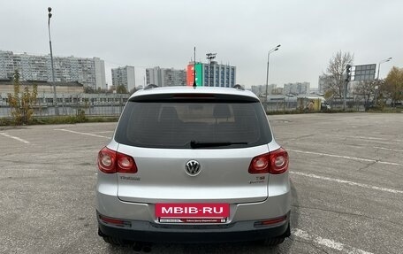 Volkswagen Tiguan I, 2010 год, 950 000 рублей, 2 фотография