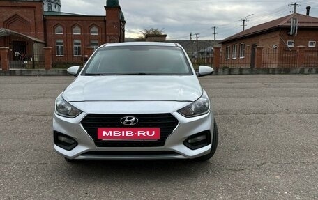 Hyundai Solaris II рестайлинг, 2018 год, 1 050 000 рублей, 8 фотография