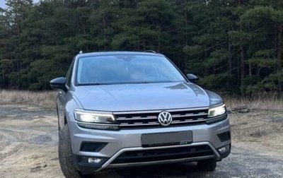 Volkswagen Tiguan II, 2019 год, 3 550 000 рублей, 1 фотография