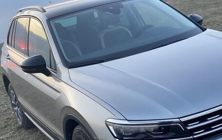 Volkswagen Tiguan II, 2019 год, 3 550 000 рублей, 6 фотография