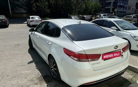 KIA Optima IV, 2018 год, 2 350 000 рублей, 6 фотография