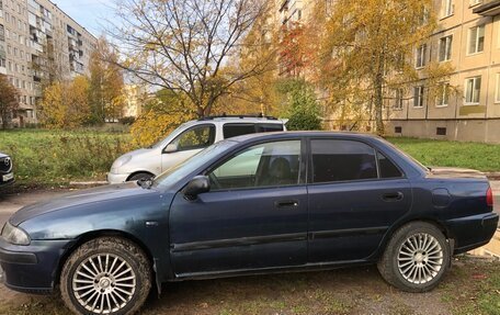 Mitsubishi Carisma I, 2003 год, 180 000 рублей, 3 фотография