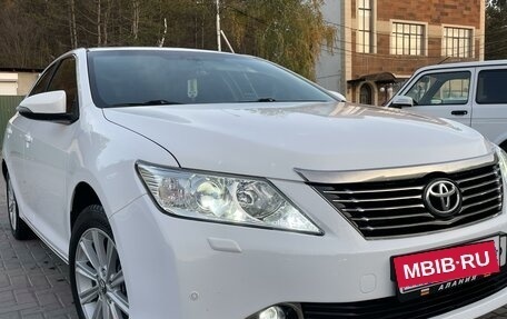 Toyota Camry, 2013 год, 1 850 000 рублей, 3 фотография