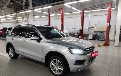 Volkswagen Touareg III, 2011 год, 2 200 000 рублей, 1 фотография