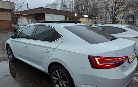 Skoda Superb III рестайлинг, 2016 год, 2 550 000 рублей, 5 фотография