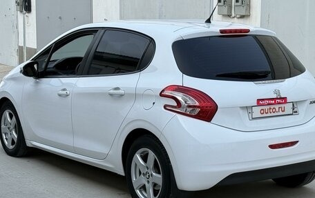 Peugeot 208 II, 2013 год, 940 000 рублей, 6 фотография