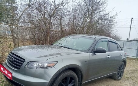 Infiniti FX I, 2005 год, 780 000 рублей, 6 фотография