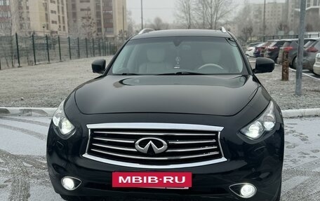 Infiniti FX II, 2011 год, 2 120 000 рублей, 6 фотография