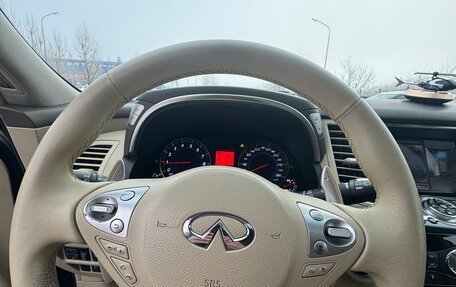 Infiniti FX II, 2011 год, 2 120 000 рублей, 11 фотография