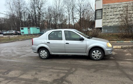 Renault Logan I, 2015 год, 380 000 рублей, 3 фотография