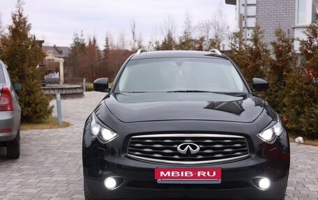 Infiniti FX II, 2010 год, 2 000 000 рублей, 2 фотография