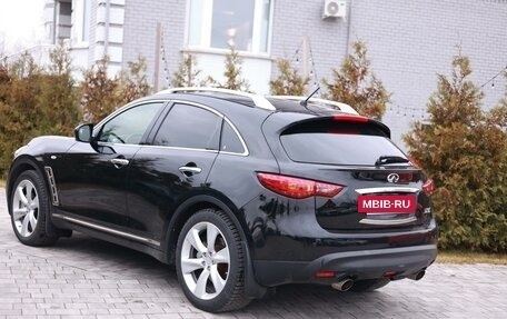 Infiniti FX II, 2010 год, 2 000 000 рублей, 16 фотография