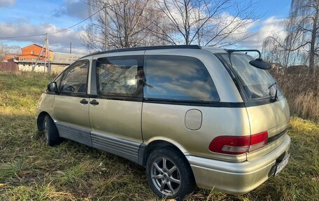 Toyota Estima III рестайлинг -2, 1993 год, 215 000 рублей, 3 фотография