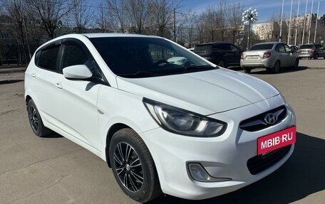 Hyundai Solaris II рестайлинг, 2012 год, 735 000 рублей, 9 фотография