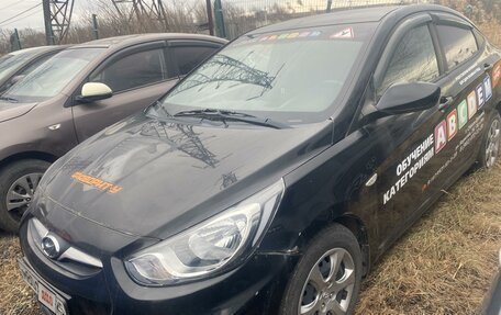 Hyundai Solaris II рестайлинг, 2011 год, 500 000 рублей, 8 фотография